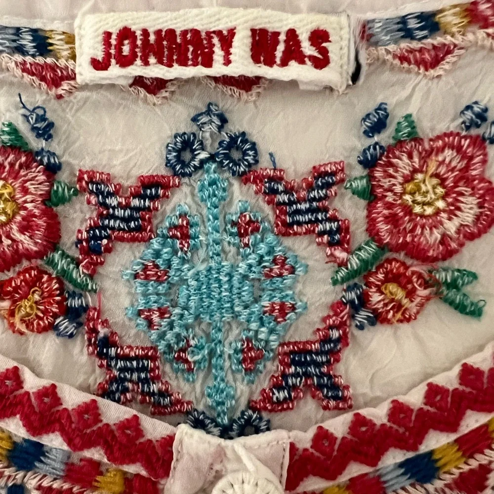 Johnny Was White Embroidered Floral Tunic with Multi-Color Accents - Picture 2 of 7